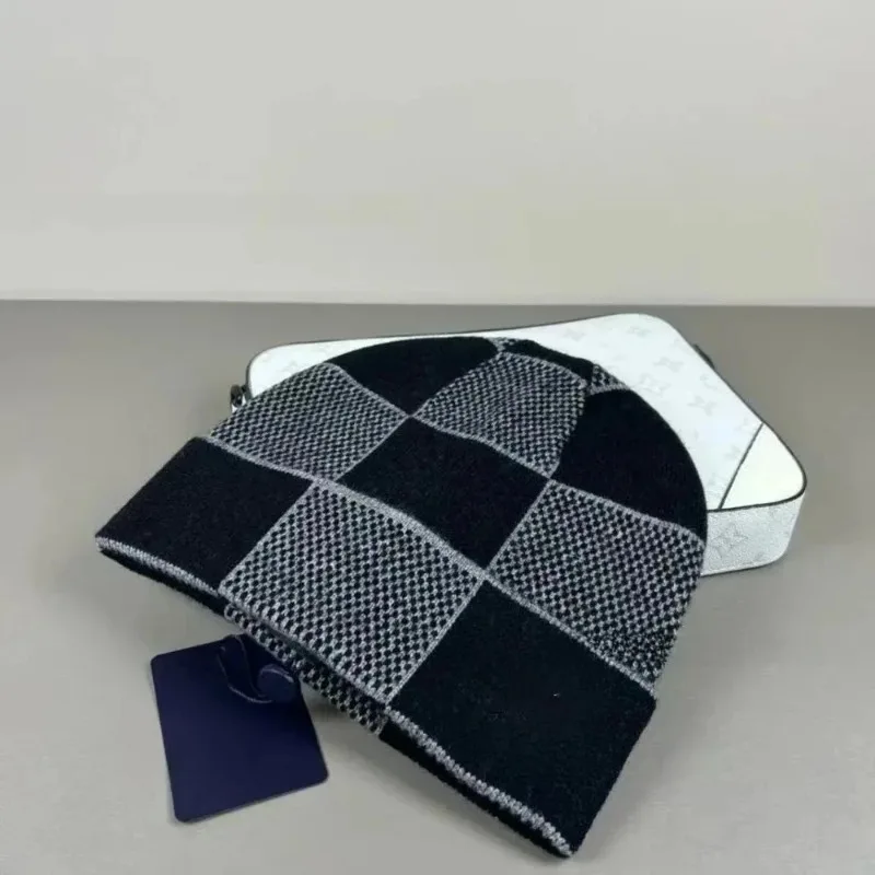 Unisex Winter Beanie with Geom - Beanie Cuffed Knit 评论和价格